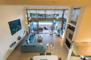 Island Villa Sani Sea View