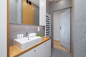 Studio Tauron Arena Kraków by Renters