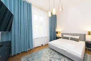 Wawel Castle Old Town Bigger p4you pl