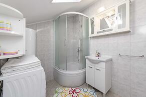 Green Hills Apartment