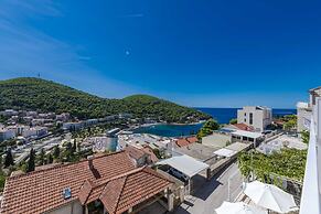 Green Hills Apartment