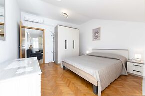 Green Hills Apartment