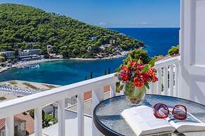 Green Hills Apartment