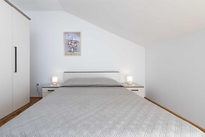 Green Hills Apartment