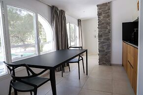 Cala Vadella Beachwalk Suites