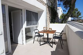 Cala Vadella Beachwalk Suites