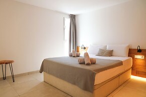 Cala Vadella Beachwalk Suites
