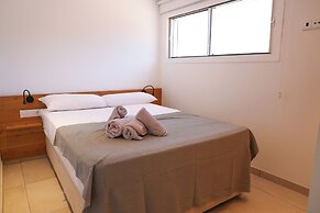 Cala Vadella Beachwalk Suites