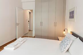 Exarhia Silver Moon with Acropolis View