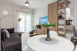 Exarhia Silver Moon with Acropolis View