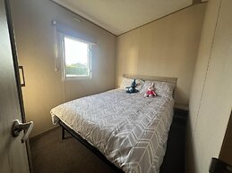 Immaculate 3-bed Static Caravan in Skegness