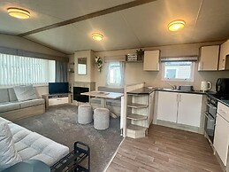 Immaculate 3-bed Static Caravan in Skegness