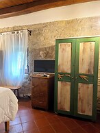 Valle Dell'Aquila Country House
