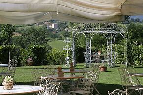 Valle Dell'Aquila Country House