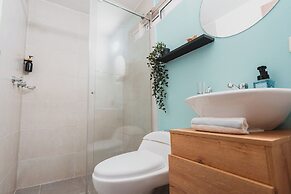 AC - House Laureles - Self Checking