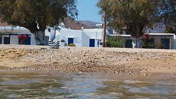 Studios Agira Serifos