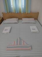 Studios Agira Serifos