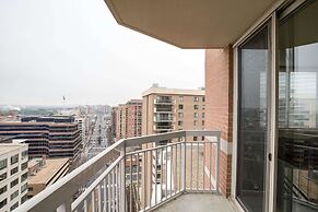 Fantastic Apt with City View at Ballston