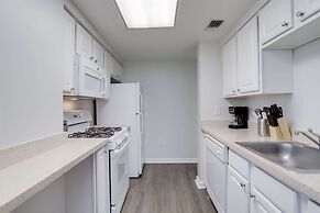 Fantastic Apt with City View at Ballston