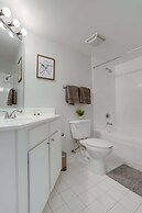 Fantastic Apt with City View at Ballston