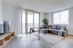 Fantastic Apt with City View at Ballston