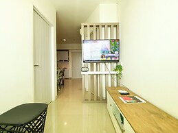 Good And Homey 2Br At Grand Kamala Lagoon Apartment