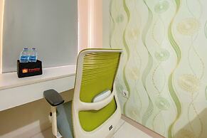 Good Deal And Homey Studio At Springlake Summarecon Bekasi Apartment