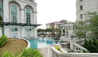 Comfort And Simply Look 1Br At Bellezza Apartment