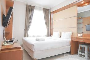 Comfort And Simply Look 1Br At Bellezza Apartment
