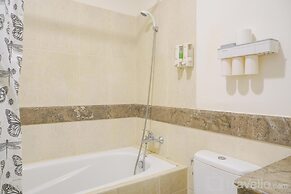 Comfort And Simply Look 1Br At Bellezza Apartment