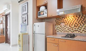 Comfort And Simply Look 1Br At Bellezza Apartment