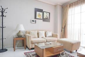 Comfort And Simply Look 1Br At Bellezza Apartment