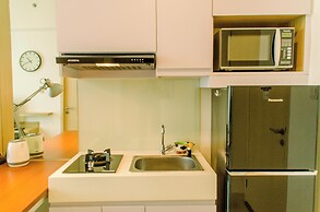 Comfort And Minimalist 1Br At Tree Park City Bsd Apartment