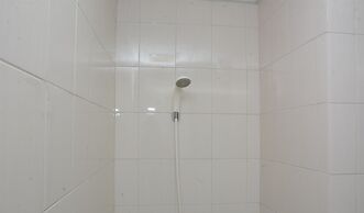 Comfortable 1Br At Signature Park Grande Near Cawang Station Apartment