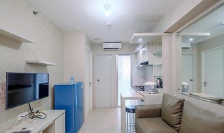 Comfy And Homey 2Br At Bassura City Apartment