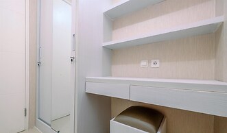 Comfy And Homey 2Br At Bassura City Apartment