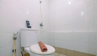 Comfy And Homey 2Br At Bassura City Apartment