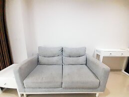 Minimalist And Cozy 1Br At Patraland Amarta Apartment