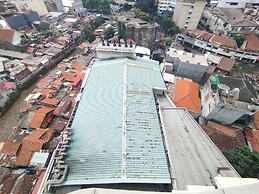 Tranquil Designed 2Br At Braga City Walk Apartment