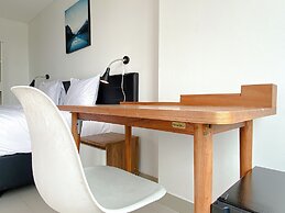 Modern Look And Homey Studio At Enviro Apartment