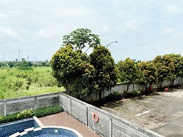 Comfy Studio With Twin Bed At Enviro Apartment