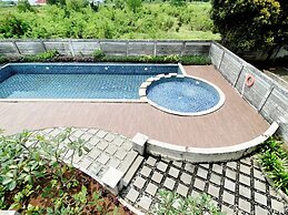 Comfy Studio With Twin Bed At Enviro Apartment