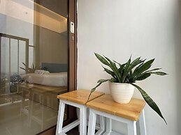 Modern Look Studio At Gateway Park Lrt City Bekasi Apartment