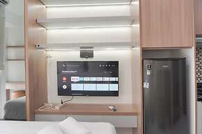 Modern Look And Homey Studio Apartment Amazana Serpong