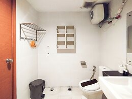 Simply And Comfy Studio Room Apartment Beverly Dago