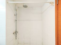 Simply And Comfy Studio Room Apartment Beverly Dago