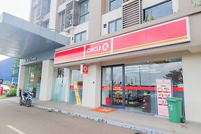 Well Furnished And Comfy Studio Sky House Alam Sutera Apartment