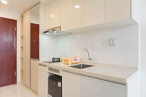 Furnished And Cozy Studio Sky House Alam Sutera Apartment