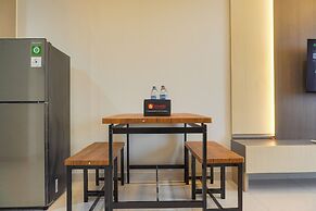 Modern Look And Comfy 2Br Gold Coast Apartment