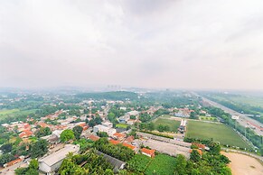 Homey And Minimalist 1Br Royal Sentul Park Apartment